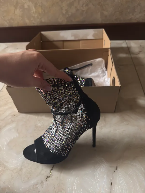 Poshnali bayramona tuflilar 1 Poshnali bayramona tuflilar 1