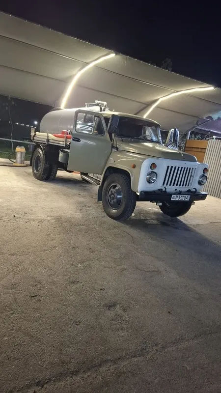 GAZ 53A assenizator sotiladi (1996 yil) Ishlashga to‘liq tayyor Qo‘s 1