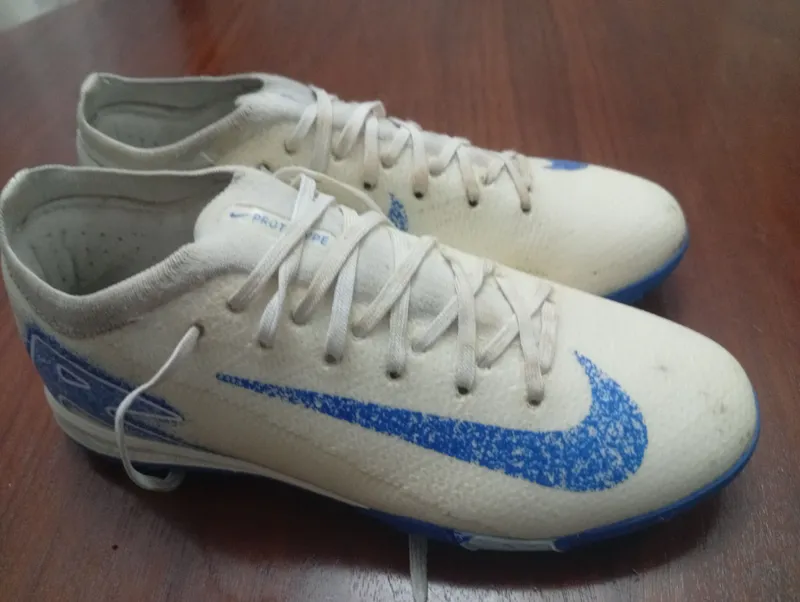 Nike Mercurial Vapor 16 в хорошем состоянии — фото 2