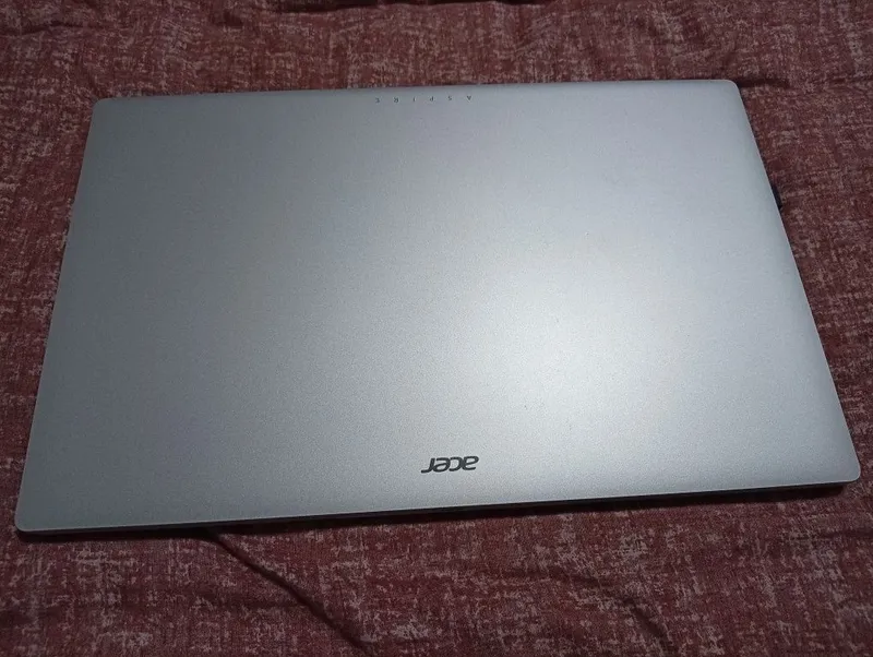 Acer noutbuk sotiladi 4 Acer noutbuk sotiladi 4