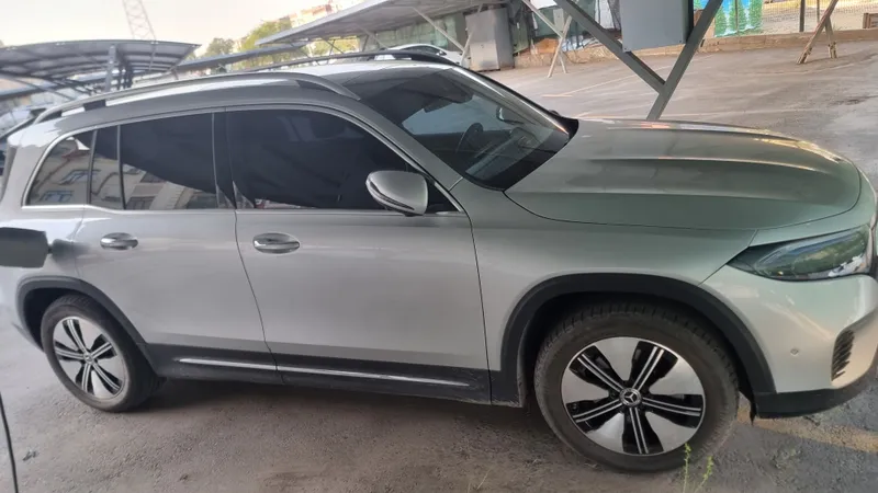 Mercedes Benz EQB300 4MATIC 3 Mercedes Benz EQB300 4MATIC 3