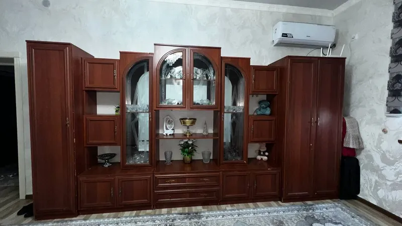 Продаётся стенка 2
