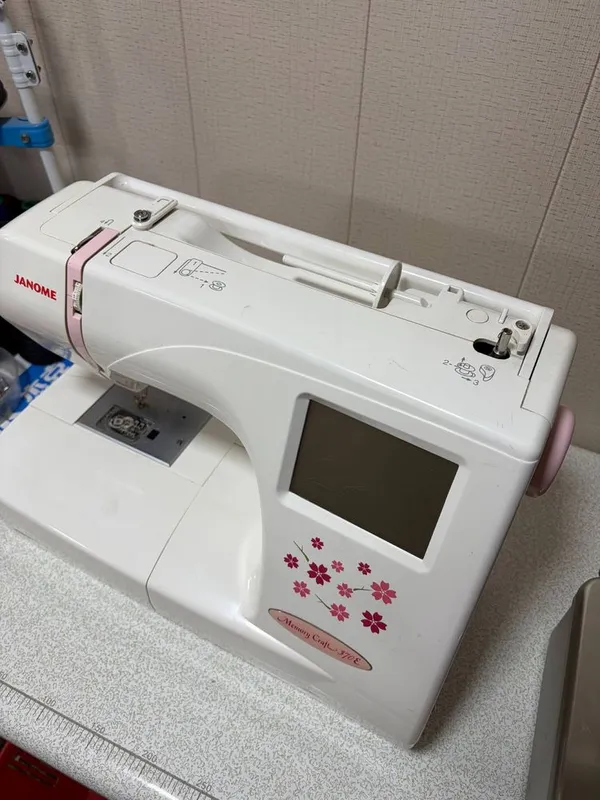Janome Memory Craft 370E — фото 3