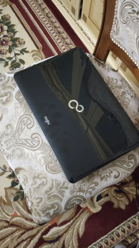 Fujitsu noutbuk sotiladi Продается ноутбук Fujitsu 2