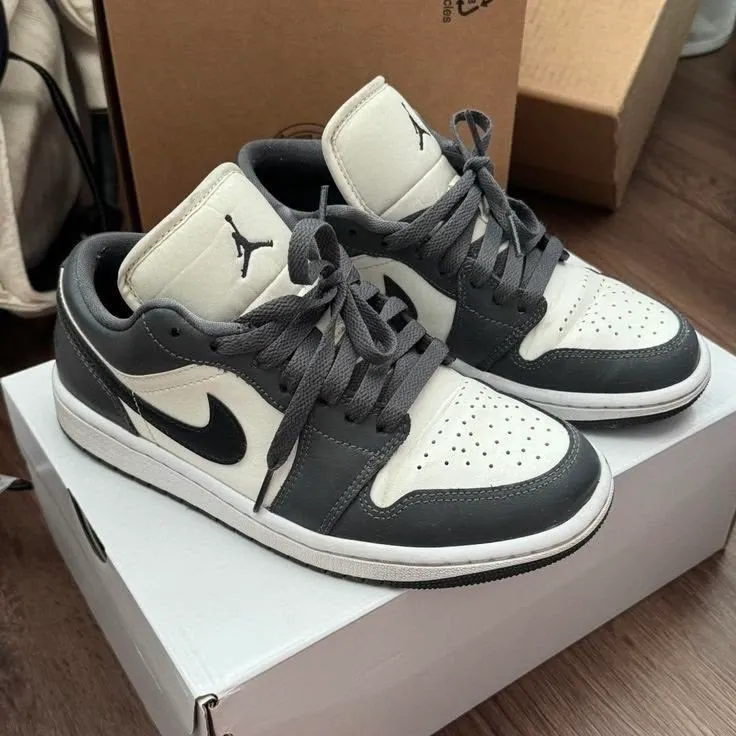 Кроссовки Jordan Nike 2