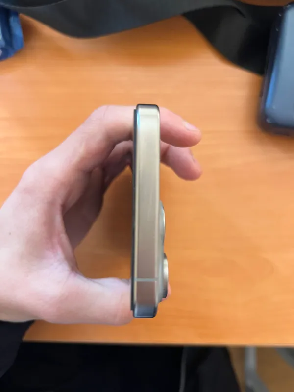 Iphone 15 Pro Max — фото 3