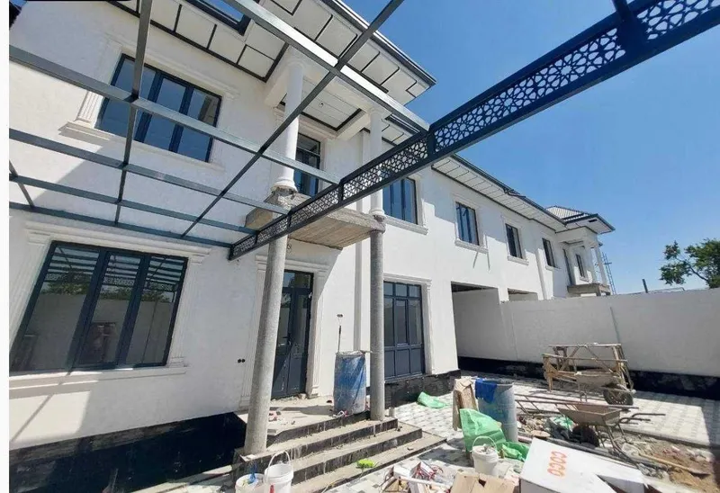 Продажа Евроучатска сзади Экобазара, 3.6-соток — фото 1