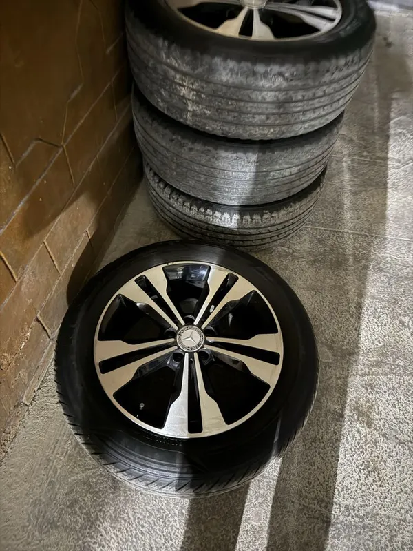 Mercades Diska sotiladi R 18
