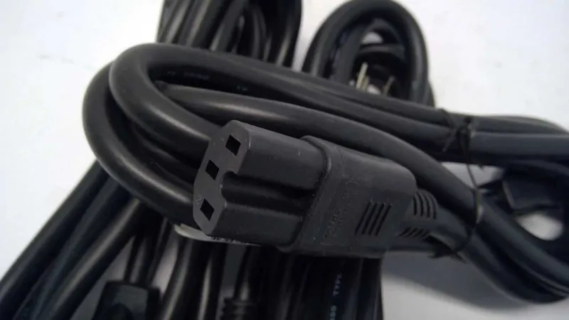 Питание кабель для Cisco IEC-C15 High Temp Notched Power Cord 15А