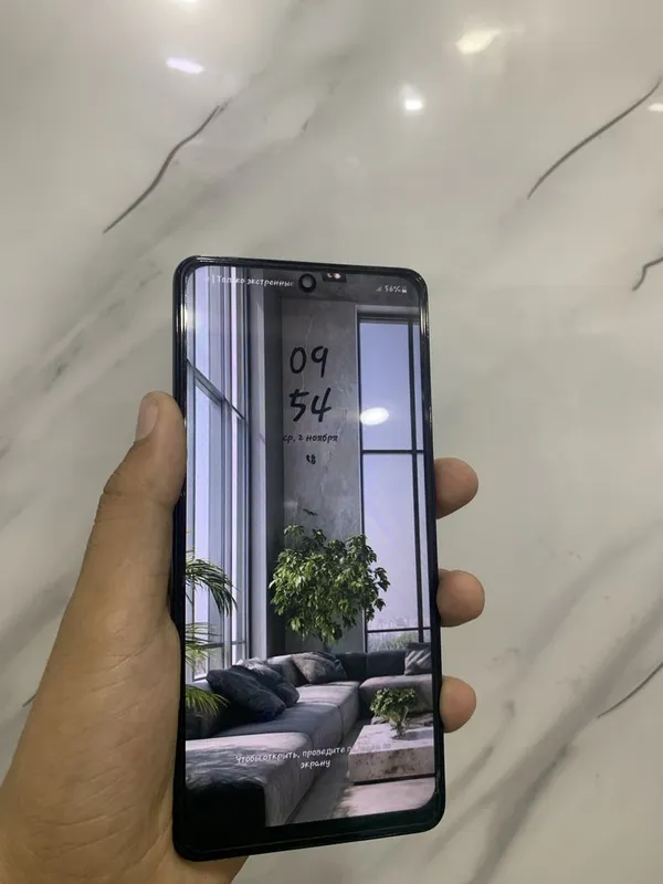 Samsung a73 продаётся 2