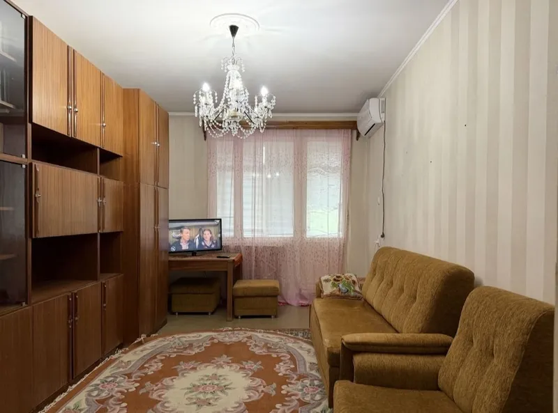 ПРОДАЁТСЯ СРОЧНО АСЛАБАД 1 Яшнабадский район 2/2/4 2