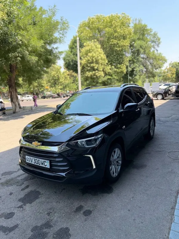 Treker2 LTZ Plyus 2024 Yil Qora rangi 1