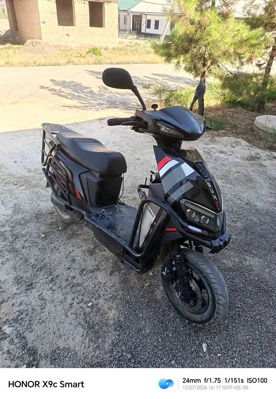 Skutr 70 km yuradi 1 Skutr 70 km yuradi 1