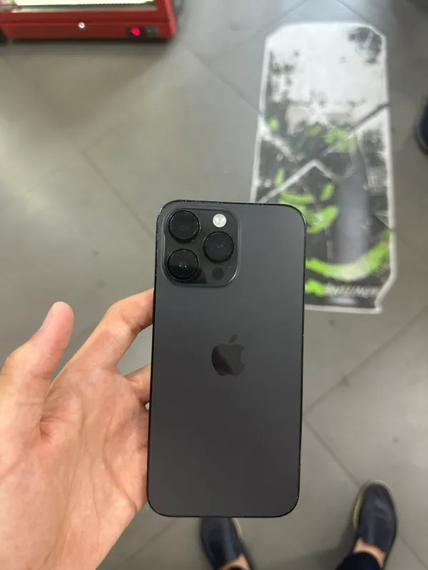 iPhone 3