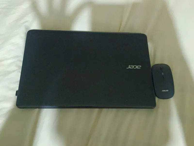 Ноутбук Acer последнего поколения, цена 1500, торг есть 3 Ноутбук Acer последнего поколения, цена 1500, торг есть 3