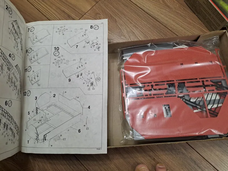 Домик Германия revell новый 2