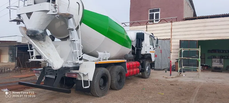 Sinotruk Howo A6 — фото 1