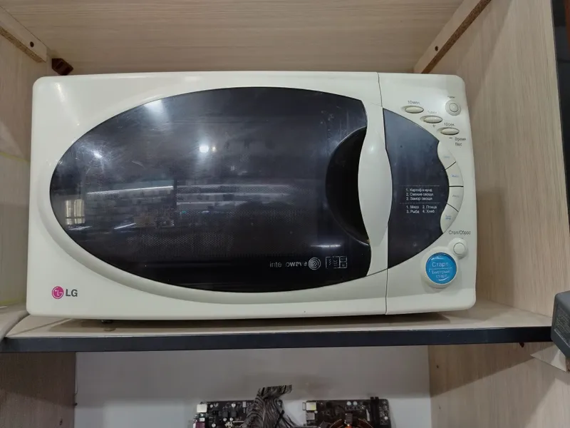 Микровольновка LG