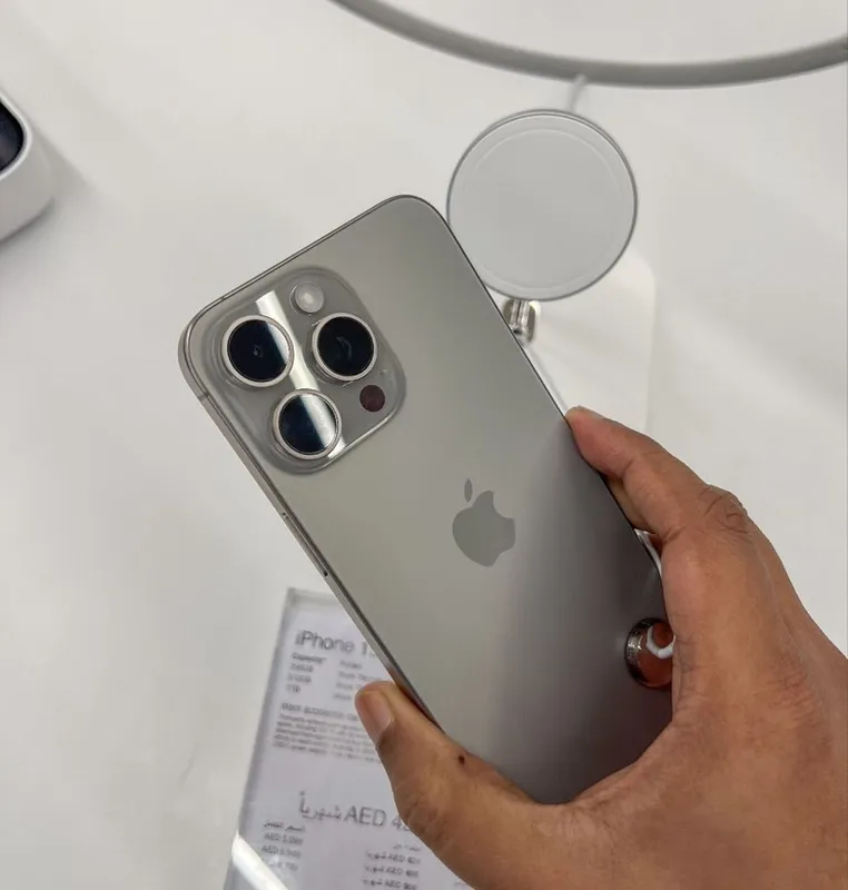 Iphone 15 pro 256 gb titanium — фото 2