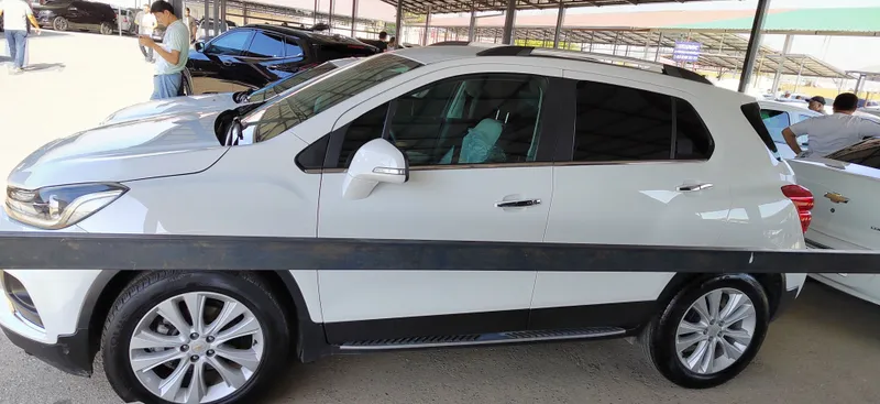 Chevrolet Tracker 2 Chevrolet Tracker 2