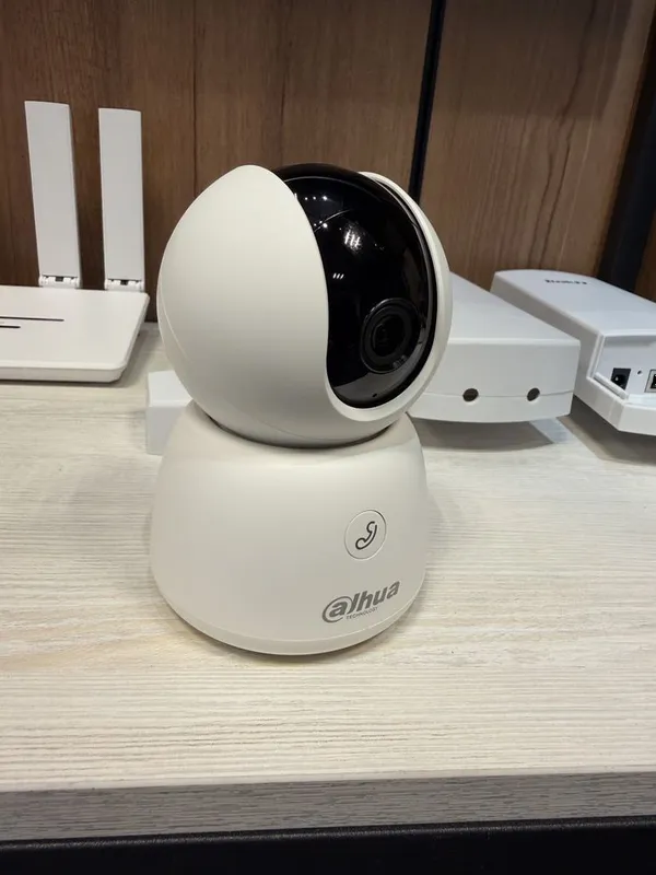 Smart WIFi поворотная камера внутреняя 3МР, Dahua 1 Smart WIFi поворотная камера внутреняя 3МР, Dahua 1