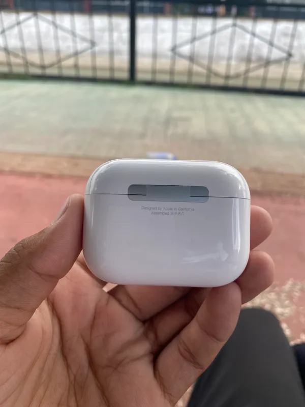 AirPods Pro — фото 1 AirPods Pro — фото 1