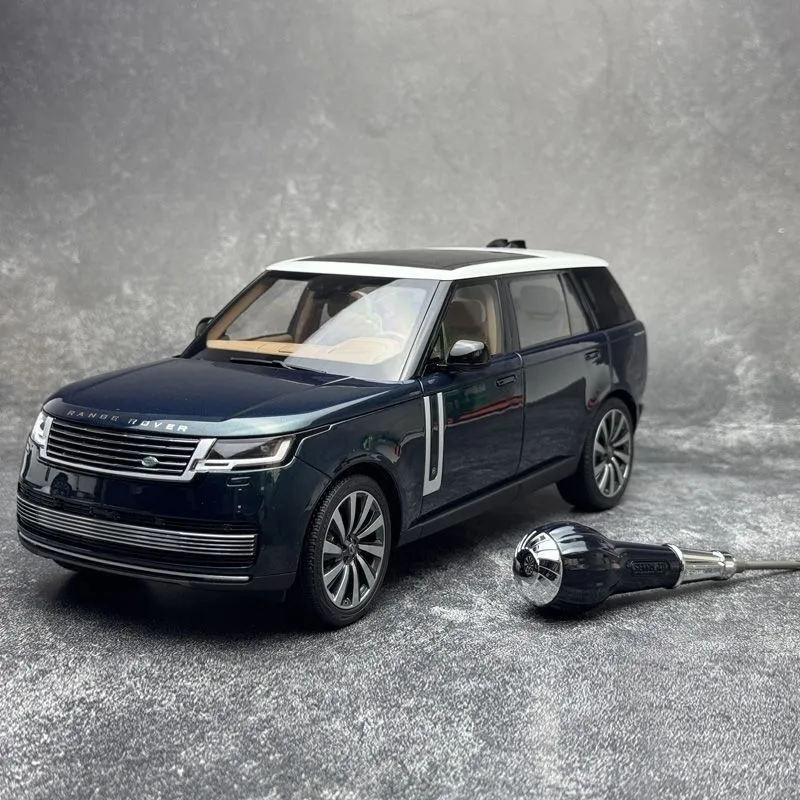 Range Rover autobiography 1:18 modeli kichratilgan varianti.