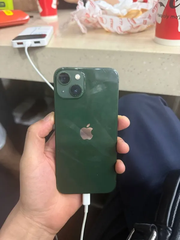 Apple Ipnone 13 3