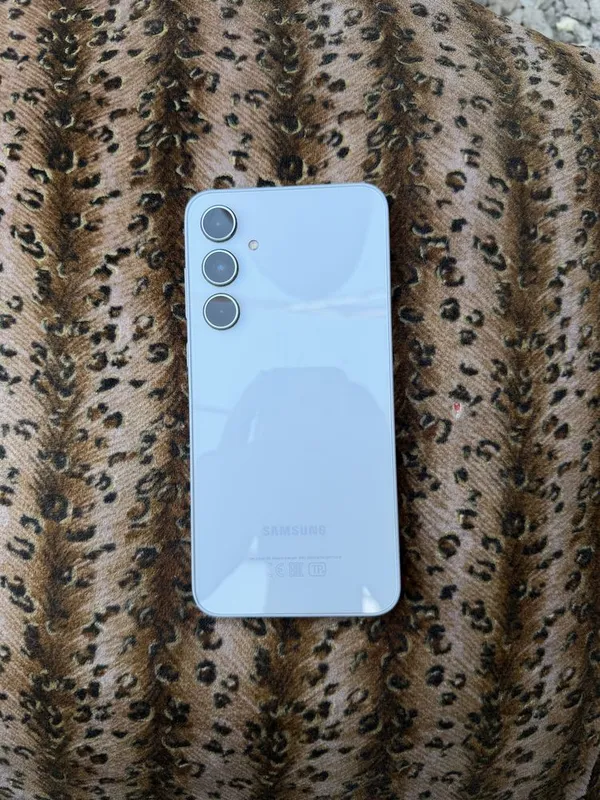 Samsung a35 5g aybi yoq 128/8 — фото 1