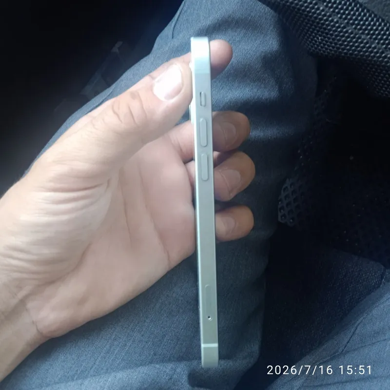 iPhone 12 срочно продается 2