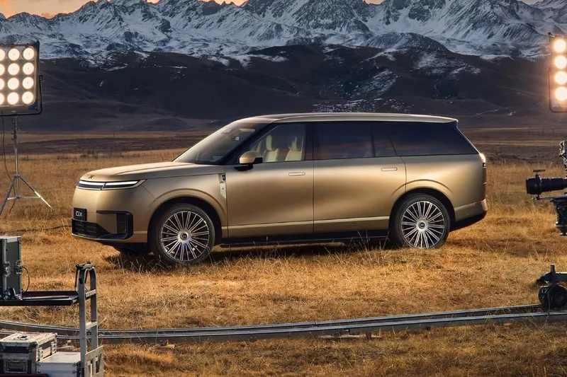 Флагманский 6-местный люкс-SUV — XPENG GX 1