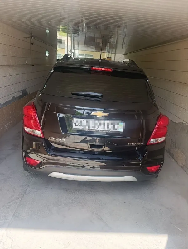 Tracker 1 primier