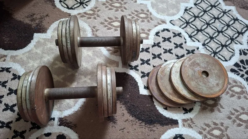 Продаются гантели 2 Продаются гантели 2
