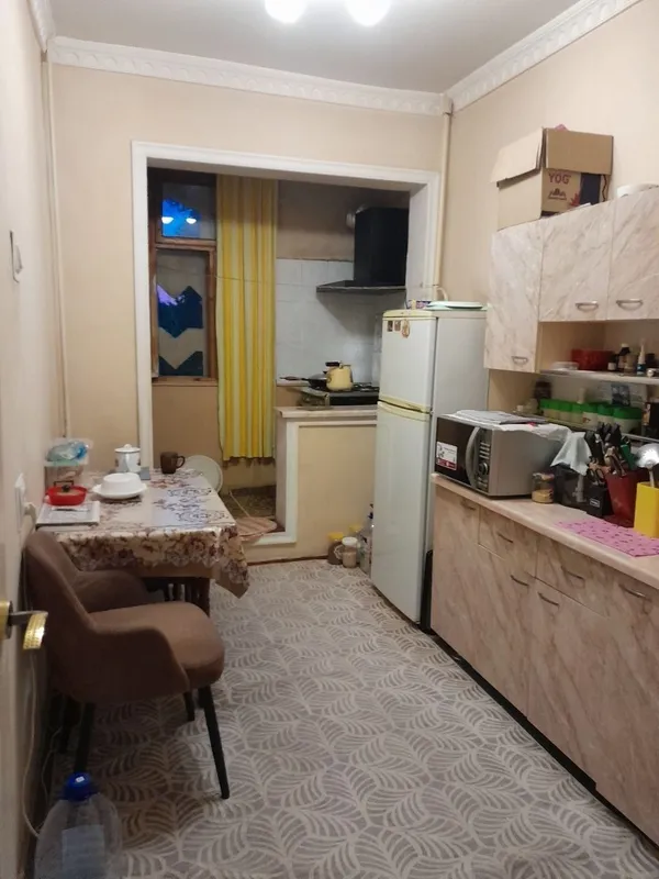 Продаётся 3 комнатная кв. в Мирзо Улугбекском районе - посёлок Улугбек — фото 2