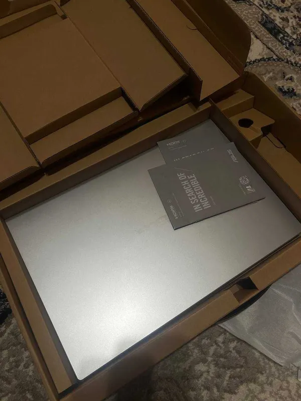 Asus Noutbuk 1 terra