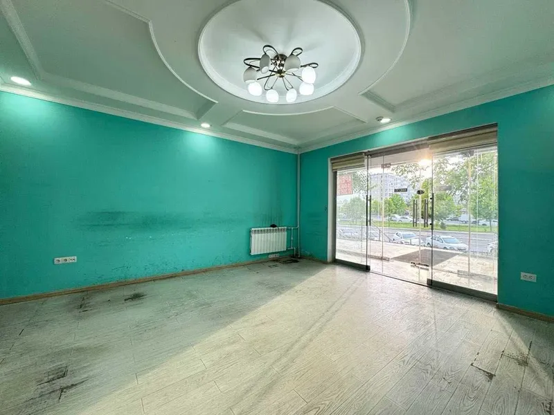 Срочное Аренда Объекта |126м²|1 ЛИНИЯ|БОЛЬШОЙ ФАСАД| МЕТРО Гафур Гулам — фото 1