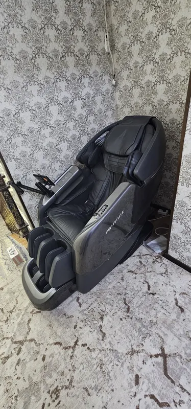 Массажный кресло Powergym G7 сатылады. 12 түрли массажы бар. Массажный кресло Powergym G7 сатылады. 12 түрли массажы бар.