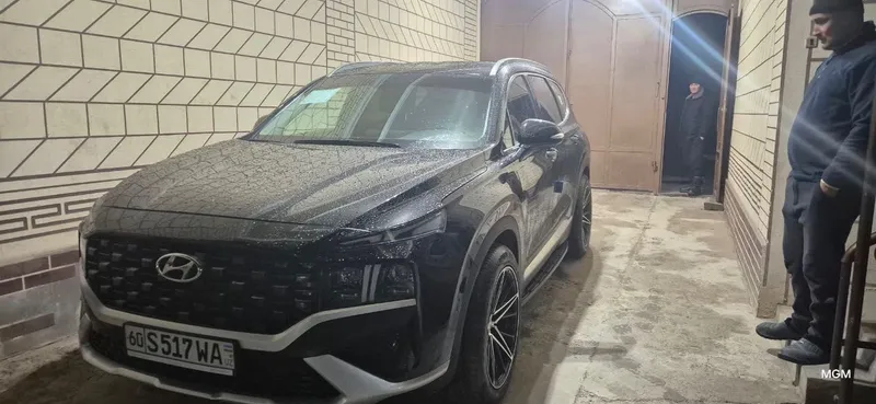 Hyundai Santa Fe sotiladi