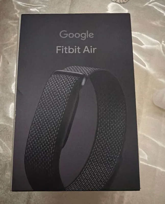 Google Fitbit Air — новый фитнес-браслет Google Fitbit Air — новый фитнес-браслет