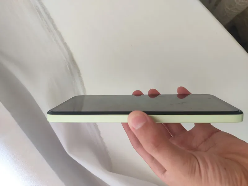 Redmi Note 14, 3 месяца в использовании, коробка есть 3