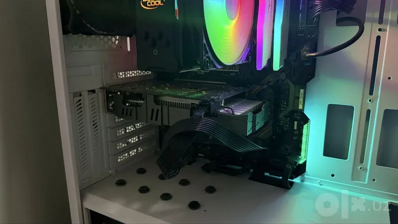 Продаётся видеокарта GTX 1650 1 Продаётся видеокарта GTX 1650 1