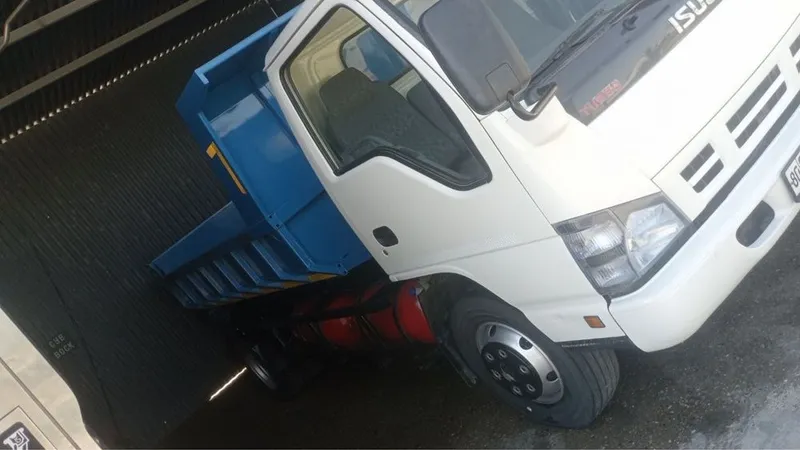 Isuzu samasval sotiladi 2