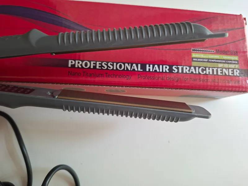 Professional Hair Straightener — фото 1