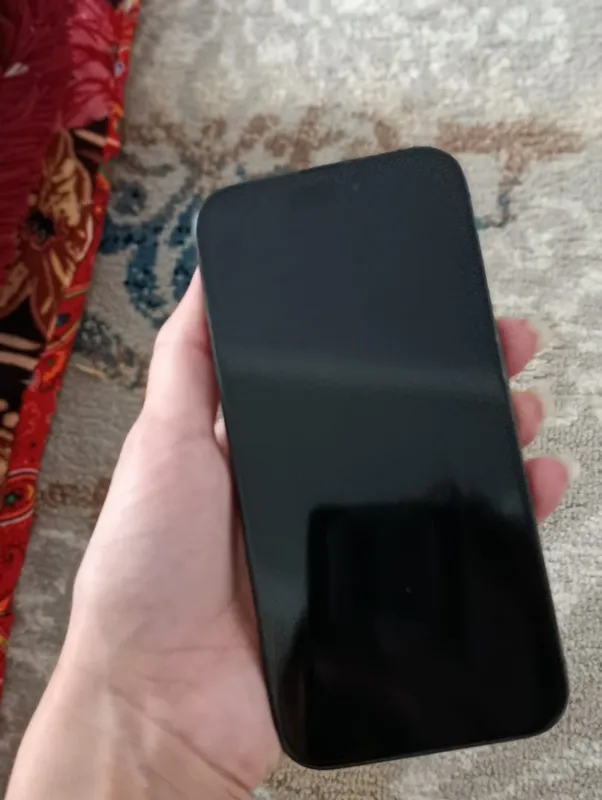 * iPhone 15 Pro 128 GB * Аккумулятор 87% — фото 1