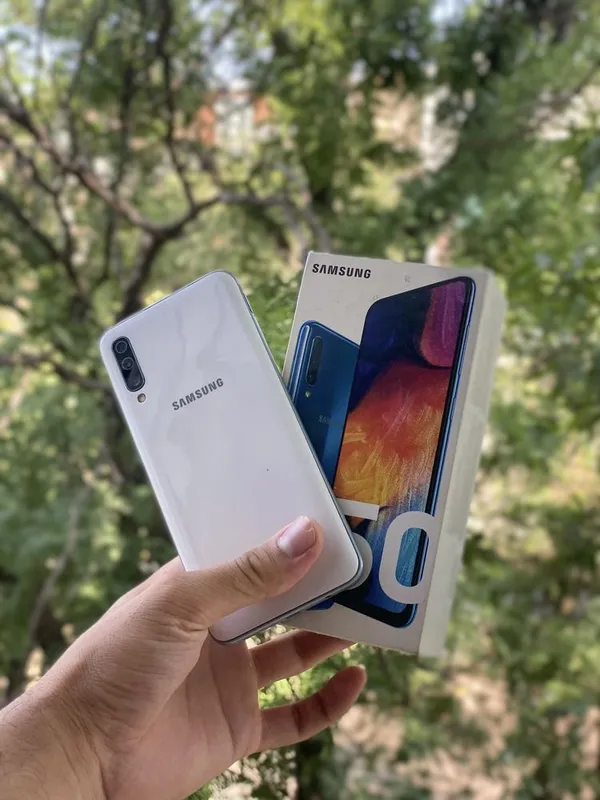 Samsung Galaxy A50 1