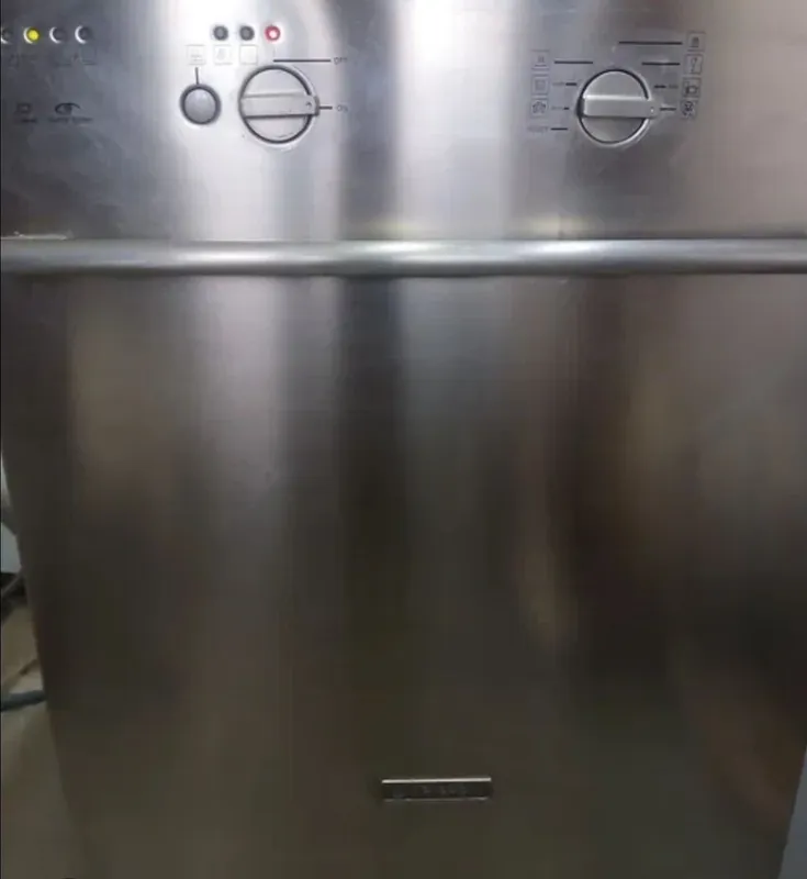 Посудомоечная машина hotpoint-ariston 1 Посудомоечная машина hotpoint-ariston 1