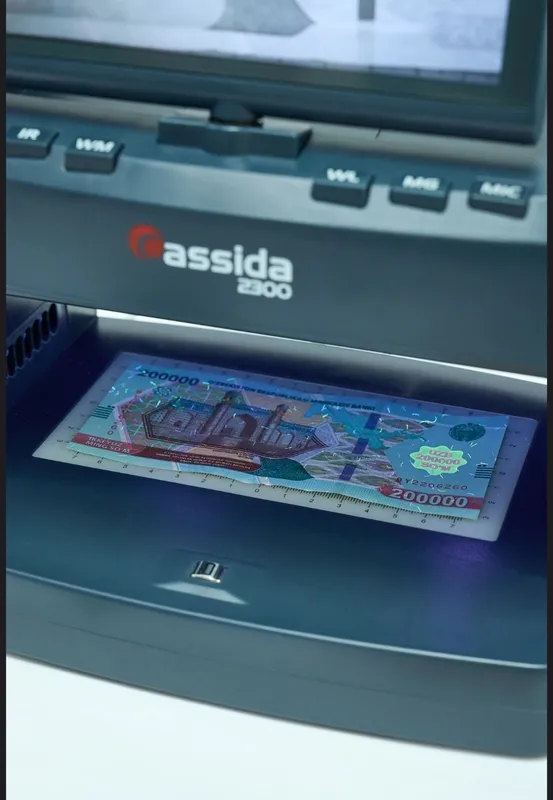 Cassida 2300DA. универсальный просмотровый детектор для проверки купюр 3