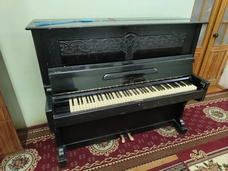 PIANINO Borisov 2 PIANINO Borisov 2