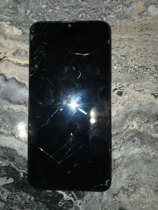 Samsung Galaxy A10s — фото 2