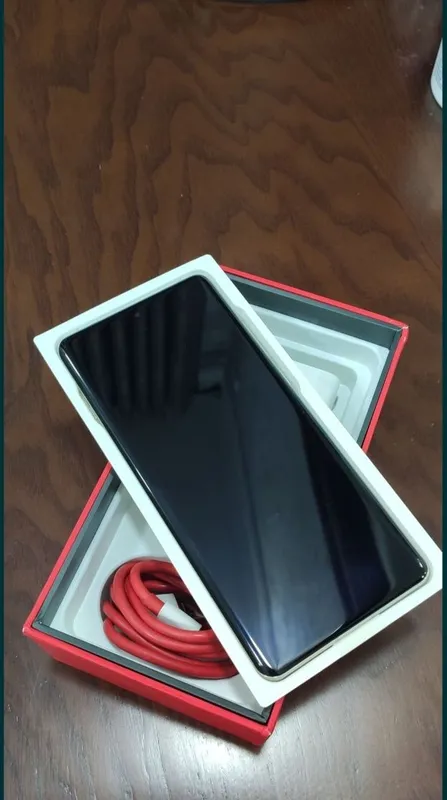 Продам телефон oneplus 12 3